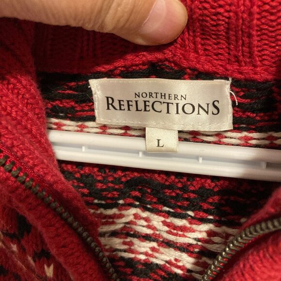 Northern Reflections Winter Cardinal Bird Theme Zip Up Sweater, Size Large - Picture 3 of 7